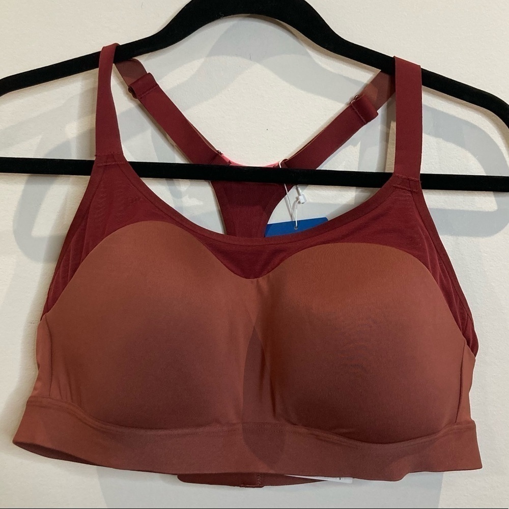 BROOKS Sz 38B Sports Bra Sweat Wicking Padded Adjustable Straps NWT